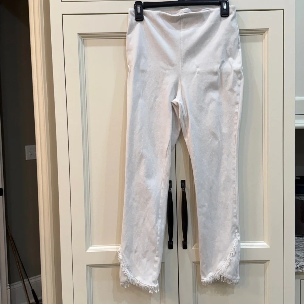 Lysse Fringe Tulip Hem Denim White Pants Size Large